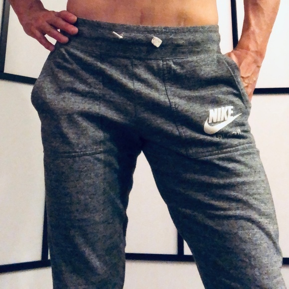 Nike Warm Up Pants - Picture 2 of 4